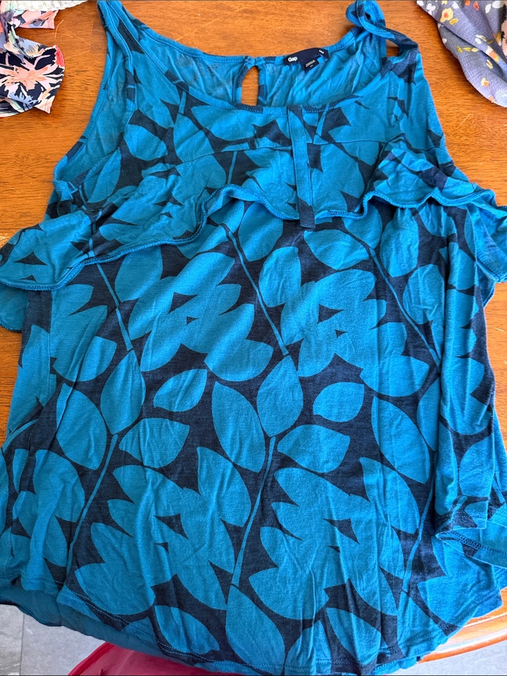 GAP Blue Leaf-Print Ruffle Tank Top